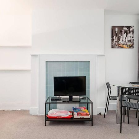 Guestready - Modern 2-Bed For 4 In Golders Green! London Kültér fotó